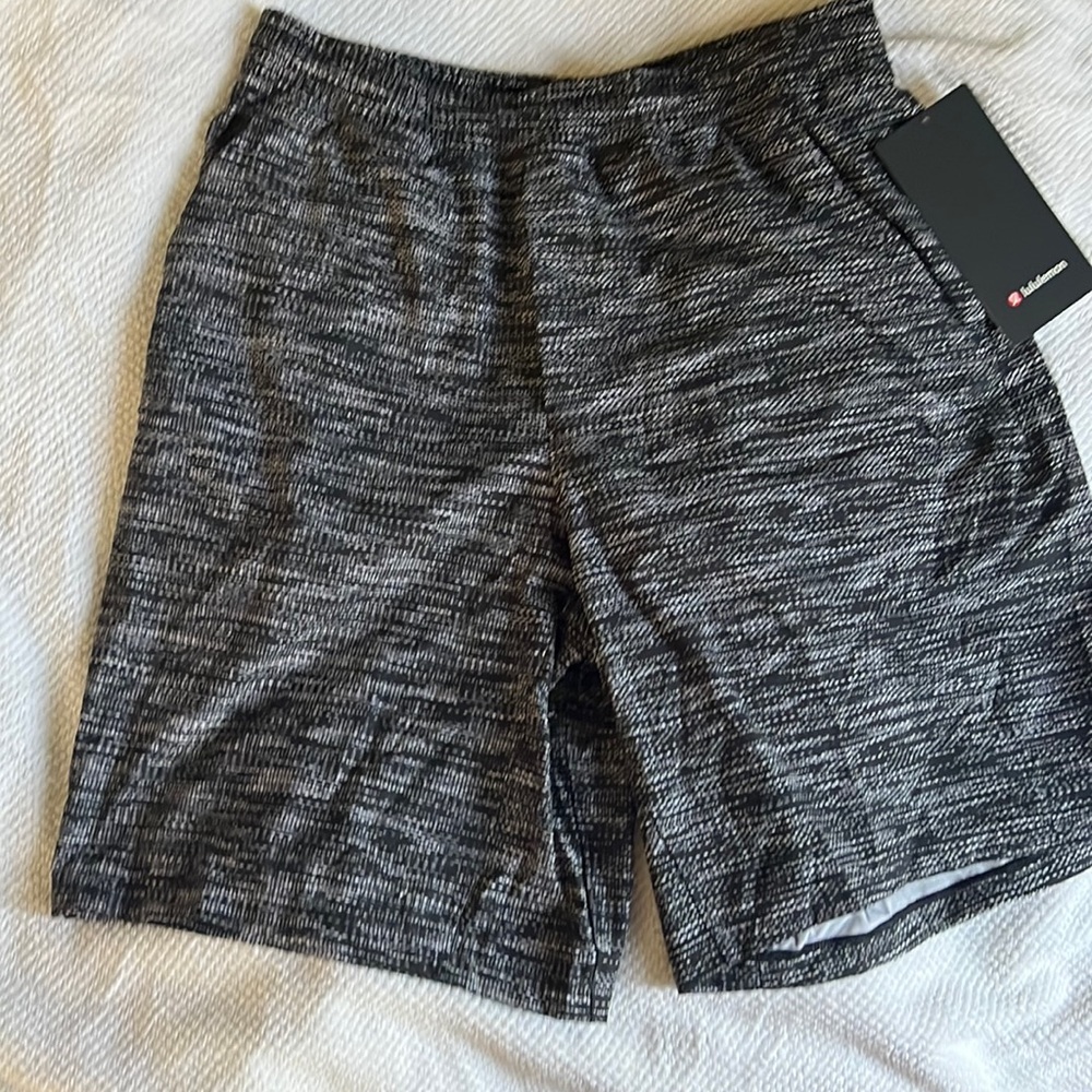 Lululemon Pace Breaker Lined Short 9"  - Men's Size M - Camo black gray